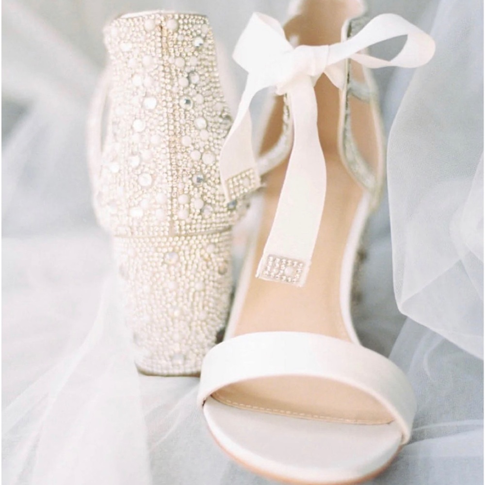 Kate Whitcomb Lola Heels (Ivory) Pearl Jewel Embellished - Size 6.5 (37)